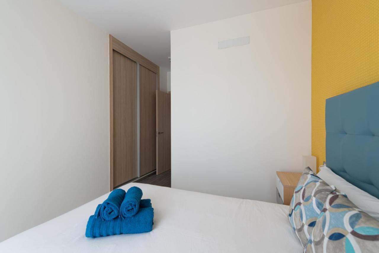 Homeforguest Apartamento En Residencia De Lujo Con Terraza Y Piscina Ла-Гирра Экстерьер фото
