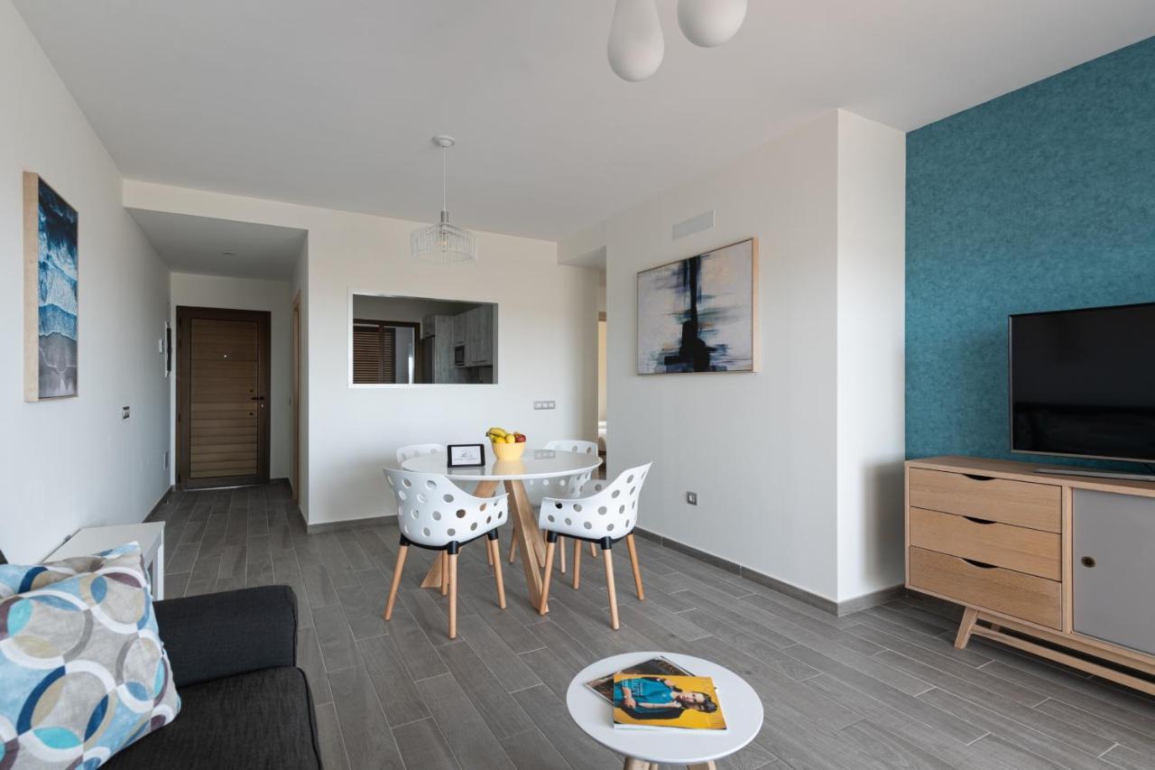 Homeforguest Apartamento En Residencia De Lujo Con Terraza Y Piscina Ла-Гирра Экстерьер фото